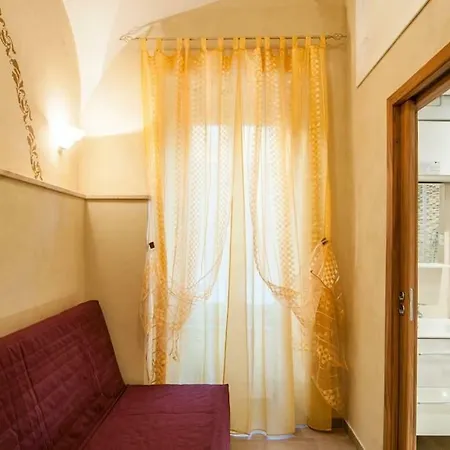 Rent Rome